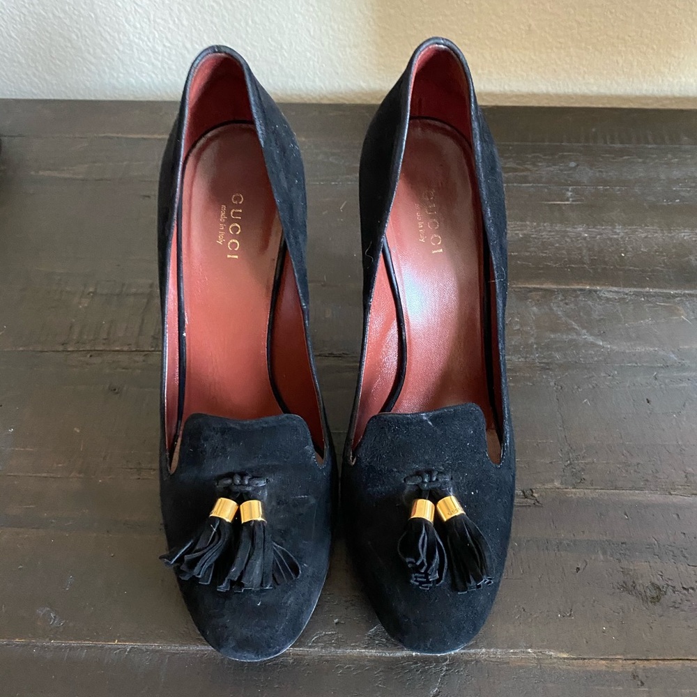 Gucci suede tase heels